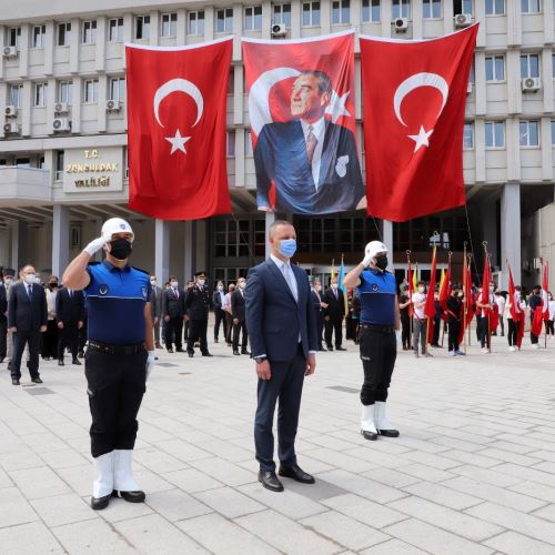 Zonguldak'ın Kurtuluşu'nun 100.Yılı ve Uzun Mehmet'i Anma Törenini Gerçekleştirdik