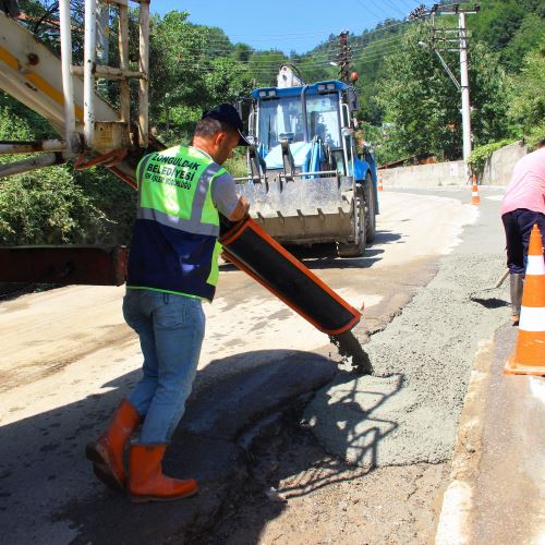 Altyapı Düzenlemelerinin Ardından Yol Bakım-Onarım Çalışmalarımız Sürüyor