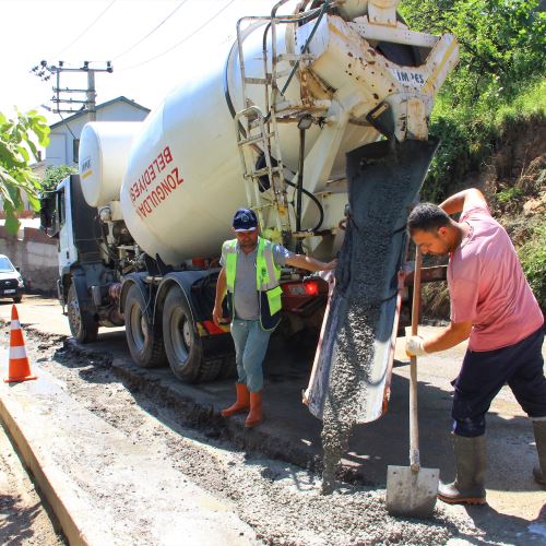 Altyapı Düzenlemelerinin Ardından Yol Bakım-Onarım Çalışmalarımız Sürüyor