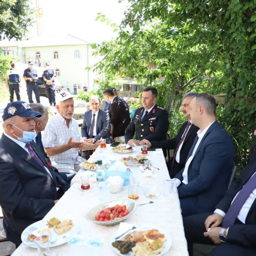 Başkanımız Dr.Ömer Selim ALAN'dan Şehitlik, Şehit Ailesi ve Gazi Ziyareti