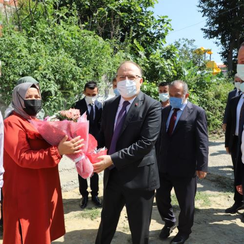 Başkanımız Dr.Ömer Selim ALAN'dan Şehitlik, Şehit Ailesi ve Gazi Ziyareti