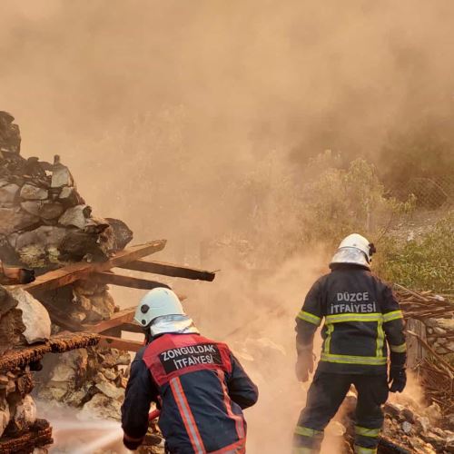 Manavgat'ta Yangın Söndürme Çalışmalarına Desteğimiz Sürüyor 