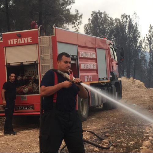 Manavgat'ta Yangın Söndürme Çalışmalarına Desteğimiz Sürüyor 