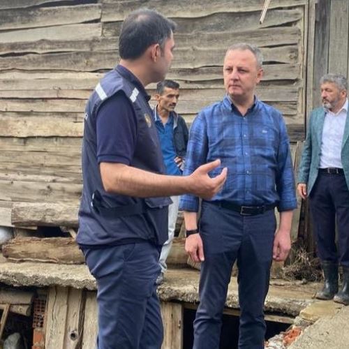 Başkanımız Dr.Ömer Selim ALAN, Bartın Afet Bölgesinde İncelemelerde Bulunuyor