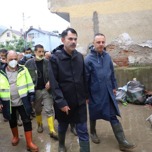 Başkanımız Dr.Ömer Selim ALAN, Bartın Afet Bölgesinde İncelemelerde Bulunuyor