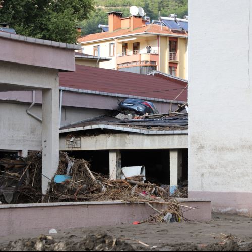 Başkanımız Dr.Ömer Selim ALAN, Afet Bölgesi Kastamonu-Bozkurt'u Ziyaret Etti