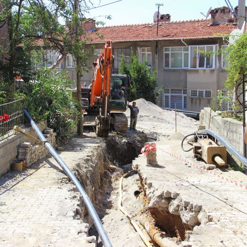 Ekiplerimiz Dört Bir Yanda Hizmet Üretiyor