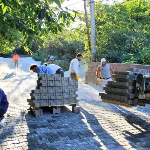 Karaelmas-Akdağ Sokak'ta Parke Yol Çalışmamız Başladı