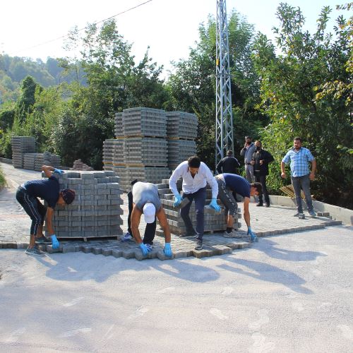 Bülbül Sokak'ta Parke Kaplama Çalışması Başladı