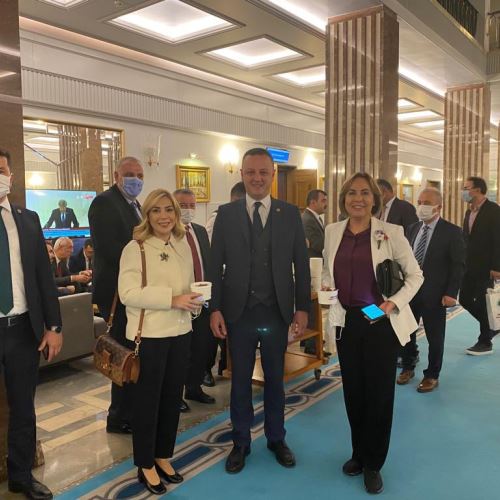 Başkanımız Dr.Ömer Selim ALAN, TBMM'de Kestane İkramında Bulundu