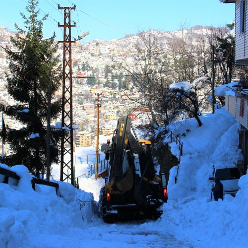 Yoğun Kar Yağışının Ardından Çalışmalarımız Sürüyor