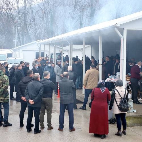 Başkanımız Dr.Ömer Selim ALAN, Kar Mücadelesini Yürüten Personellerimiz İle Bir Araya Geldi