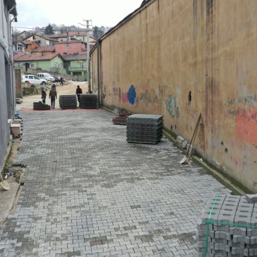 Reşitpaşa Sokak'ta Parke Yol Çalışması Başladı