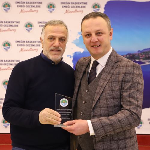 Başkanımız Dr.Ömer Selim ALAN, Emekli Personellerimiz İle Yemekte Buluştu