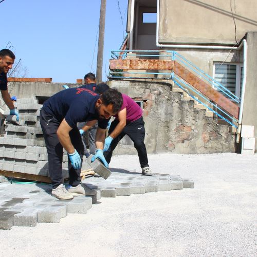 Dilektepe Sokak'ta Parke Kaplama Yol Çalışmamız Başladı