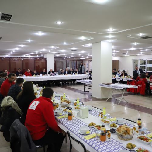 Başkanımız Dr.Ömer Selim ALAN'dan Kızılay, Umke ve İl Sağlık Müdürlüğüne İftar Daveti