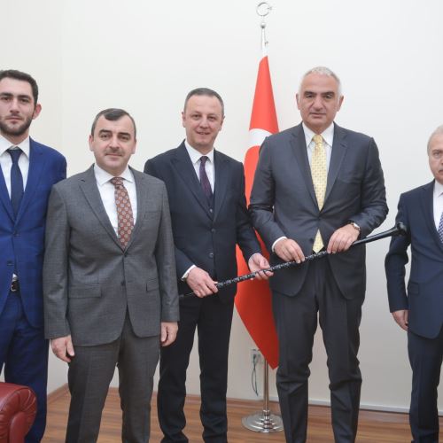 Başkanımız Dr.Ömer Selim ALAN, Kültür ve Turizm Bakanımız Sn.Mehmet Nuri ERSOY'a Ziyarette Bulundu