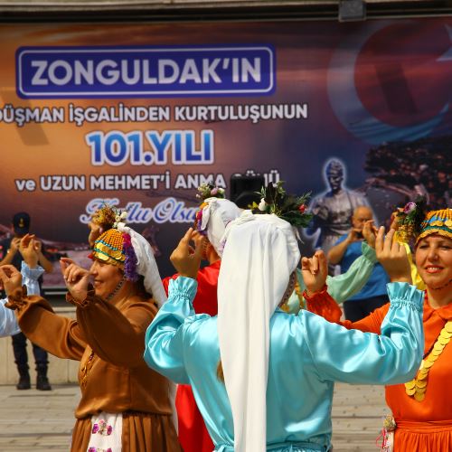 21 Haziran Programını Valilik Meydanı'nda Gerçekleştirdik