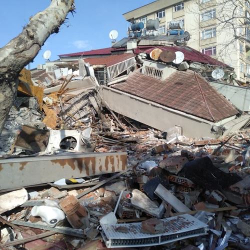 Ekiplerimiz Deprem Bölgesinde Çalışmalarını Sürdürüyor