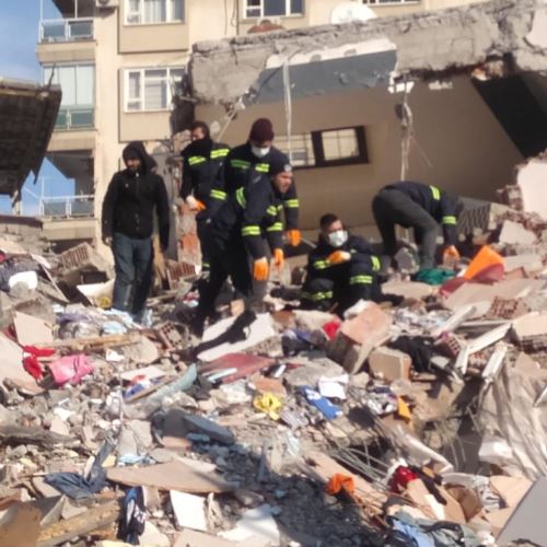 Ekiplerimiz Deprem Bölgesinde Çalışmalarını Sürdürüyor