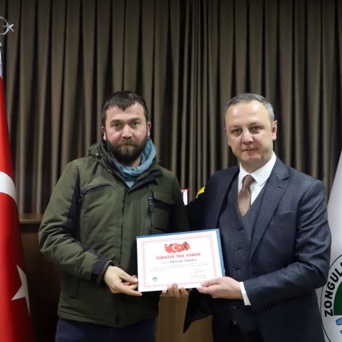 Başkanımız Dr.Ömer Selim ALAN'dan Deprem Bölgesinde Görev Yapan Personellerimize Teşekkür