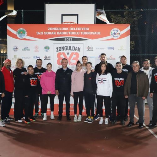 Sokak Basketbolu Turnuvası Ödülleri Sahiplerini Buldu