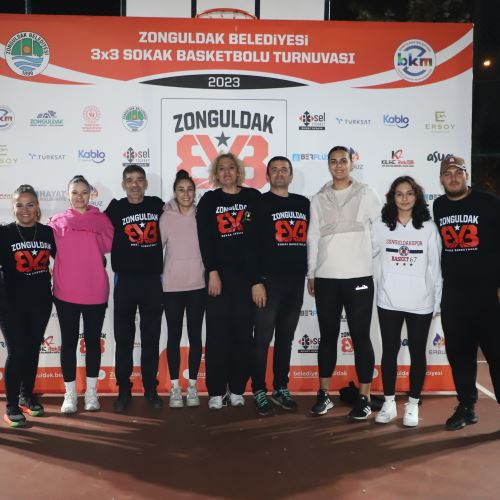 Sokak Basketbolu Turnuvası Ödülleri Sahiplerini Buldu