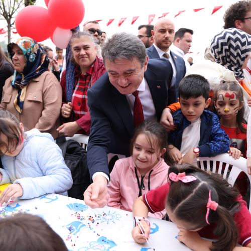 23 Nisan Çocuk Şenliğimiz Renkli Görüntülere Sahne Oldu