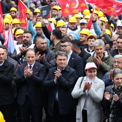 Başkanımız Sn.Tahsin ERDEM 1 Mayıs Kutlamalarına Katıldı