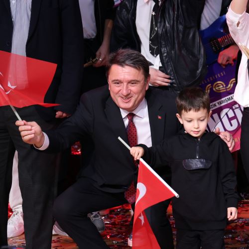 ZONSES Liseler Arası Müzik Yarışmasında Ödüller Sahiplerini Buldu
