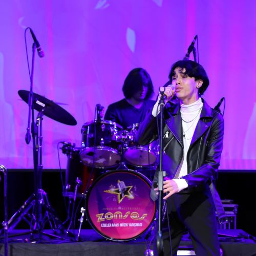 ZONSES Liseler Arası Müzik Yarışmasında Ödüller Sahiplerini Buldu