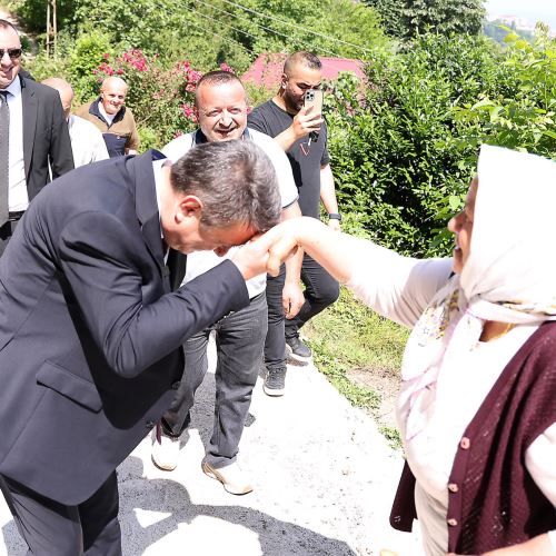 Başkanımız Sn.Tahsin ERDEM Birlik Mahallesinde Hemşehrilerimiz İle Buluştu