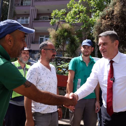 Başkanımız Sn.Tahsin ERDEM Kurban Bayram Öncesi Birimlerimize Ziyaret Gerçekleştirdi