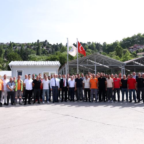 Başkanımız Sn.Tahsin ERDEM Kurban Bayram Öncesi Birimlerimize Ziyaret Gerçekleştirdi