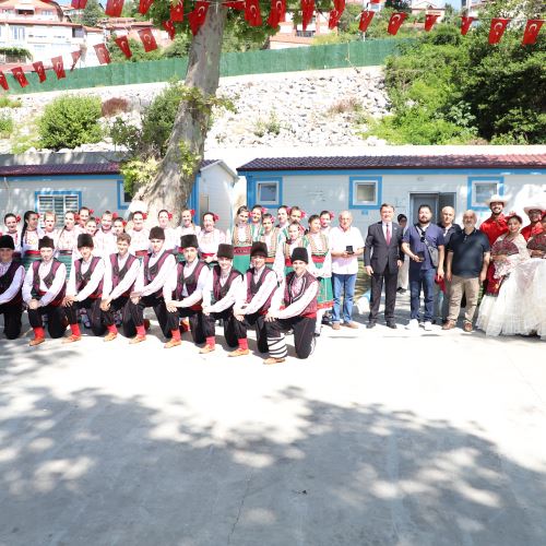 Kapuz Plajı'nda Coşkulu 1 Temmuz Denizcilik ve Kabotaj Bayramı Kutlaması