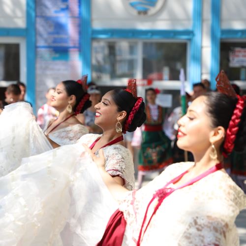 Kapuz Plajı'nda Coşkulu 1 Temmuz Denizcilik ve Kabotaj Bayramı Kutlaması