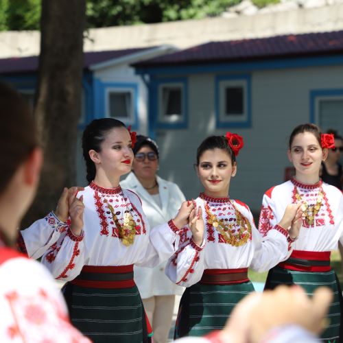 Kapuz Plajı'nda Coşkulu 1 Temmuz Denizcilik ve Kabotaj Bayramı Kutlaması
