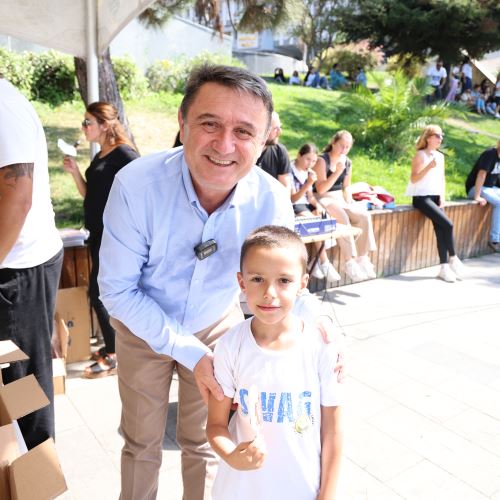 Zonguldak Belediyesi ve Türkiye Jokey Kulübü’nden Çocuklarımıza Unutulmaz Bir Gün
