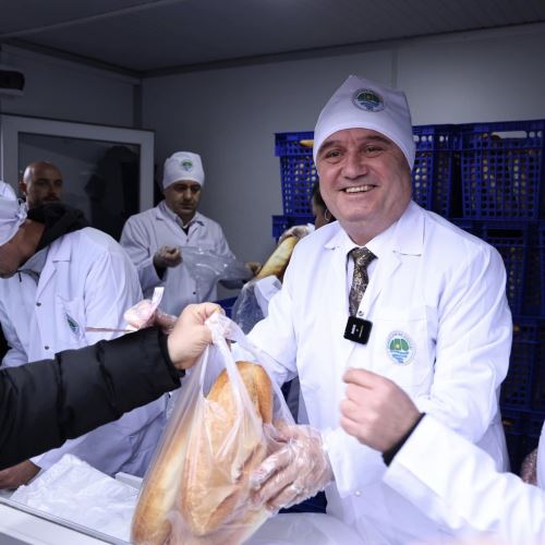 İlk Halk Ekmek Büfesini Hizmete Açtık