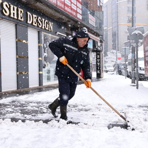 Başkanımız Sn.Tahsin Erdem Karla Mücadele Çalışmalarını Sahadan Yönetiyor