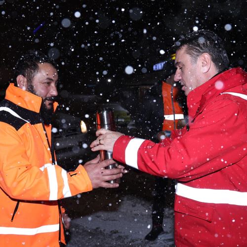 Belediyemiz Karla Mücadelede Adeta Seferber Oldu