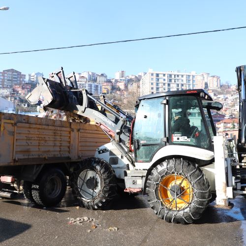 Kar Durdu, Biz Durmadık!