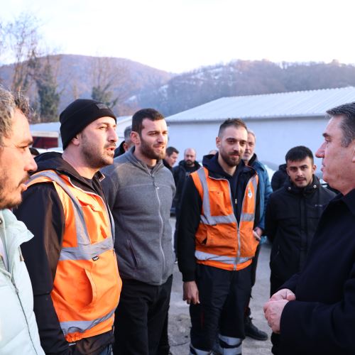 Başkanımız Sn.Tahsin Erdem: ‘Karın Beyazına, Emeğin Alın Teri Karıştı!’
