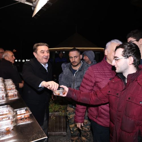 Başkanımız Sn.Tahsin Erdem’den Hemşehrilerimize Ramazan İkramı