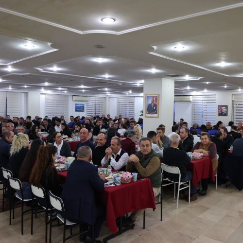 Başkanımız Sn.Tahsin Erdem, Belediye Personeliyle İftar Yemeğinde Buluştu
