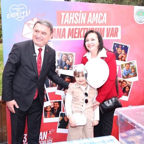 Zonguldak'ta 23 Nisan Coşkusu Sahil Bandında Yaşandı