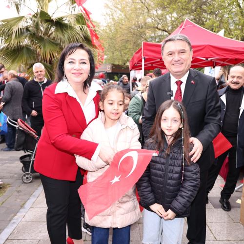 Zonguldak'ta 23 Nisan Coşkusu Sahil Bandında Yaşandı