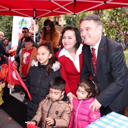 Zonguldak'ta 23 Nisan Coşkusu Sahil Bandında Yaşandı