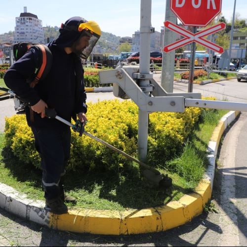 ŞEHRİMİZİN DÖRT BİR YANINDA ÇALIŞMALARIMIZ ARALIKSIZ SÜRÜYOR
