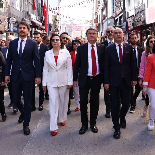 19 Mayıs Coşkusu Zonguldak’ta Renkli Görüntülere Sahne Oldu